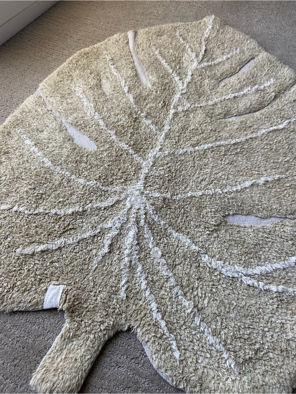 Washable Rug Mini Monstera Leaf Rug - Picture 5 of 6
